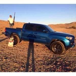 Meet your Posher, Mainor josh